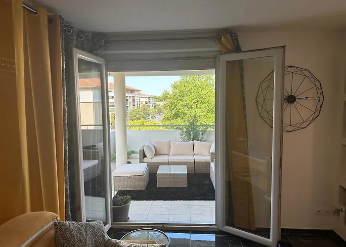 Charme Et Confort A Borderouge Lägenhet